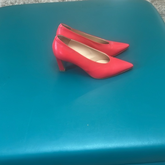 Almost new. - Picture 5 of 6